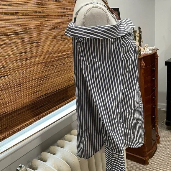 OFF SHOULDER BLOUSE - Picture 3 of 4